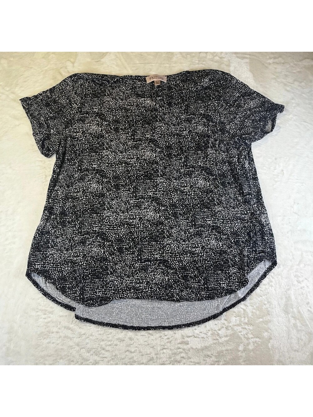 Philosophy Woman 1X Black White Animal Print Short Sleeve Top